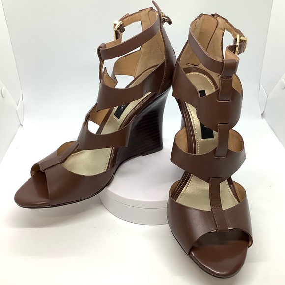 White House Black Market Briget Wedge Sandals - Picture 8 of 8